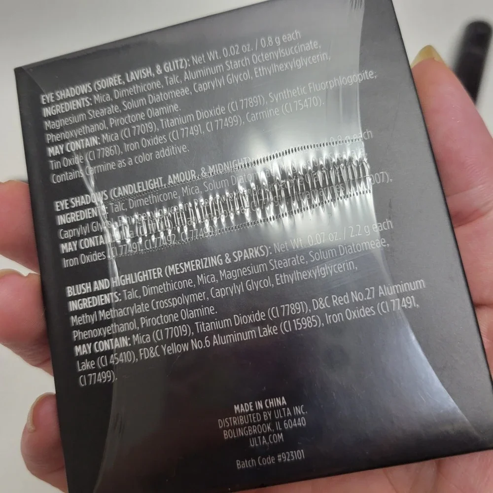 NEW -Old Stock- Ulta Beauty Collection Fall 2019 GWP 7 Piece Makeup‎ Sampler Kit